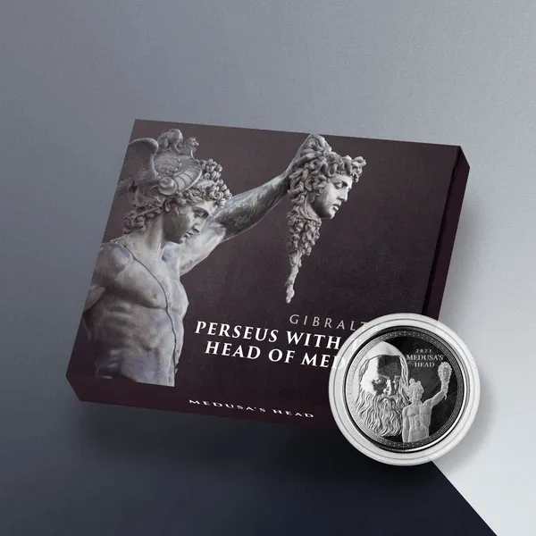 2021 Box Mockup Medusa Silver Proof 1