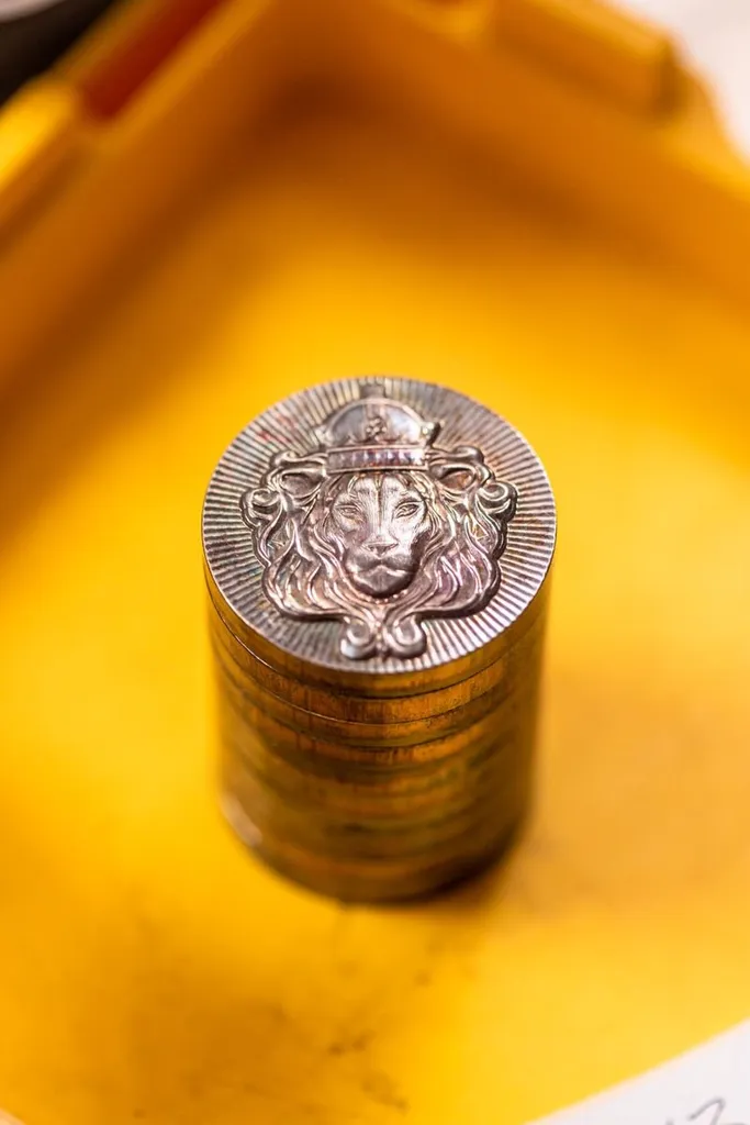 Tarnished Silver Stacker Rounds 