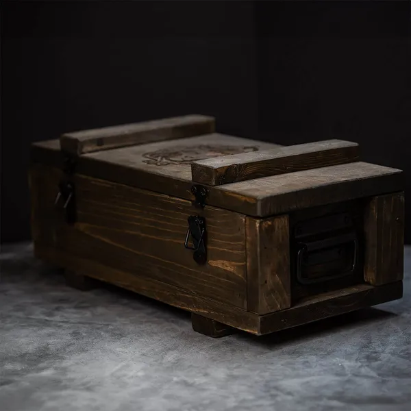 2024 Scottsdale Mint Weathered Brown Bullion Chest Box 03